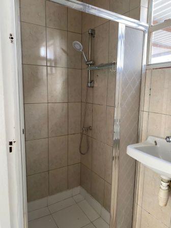 For Rent Shower_Coroniestraat2