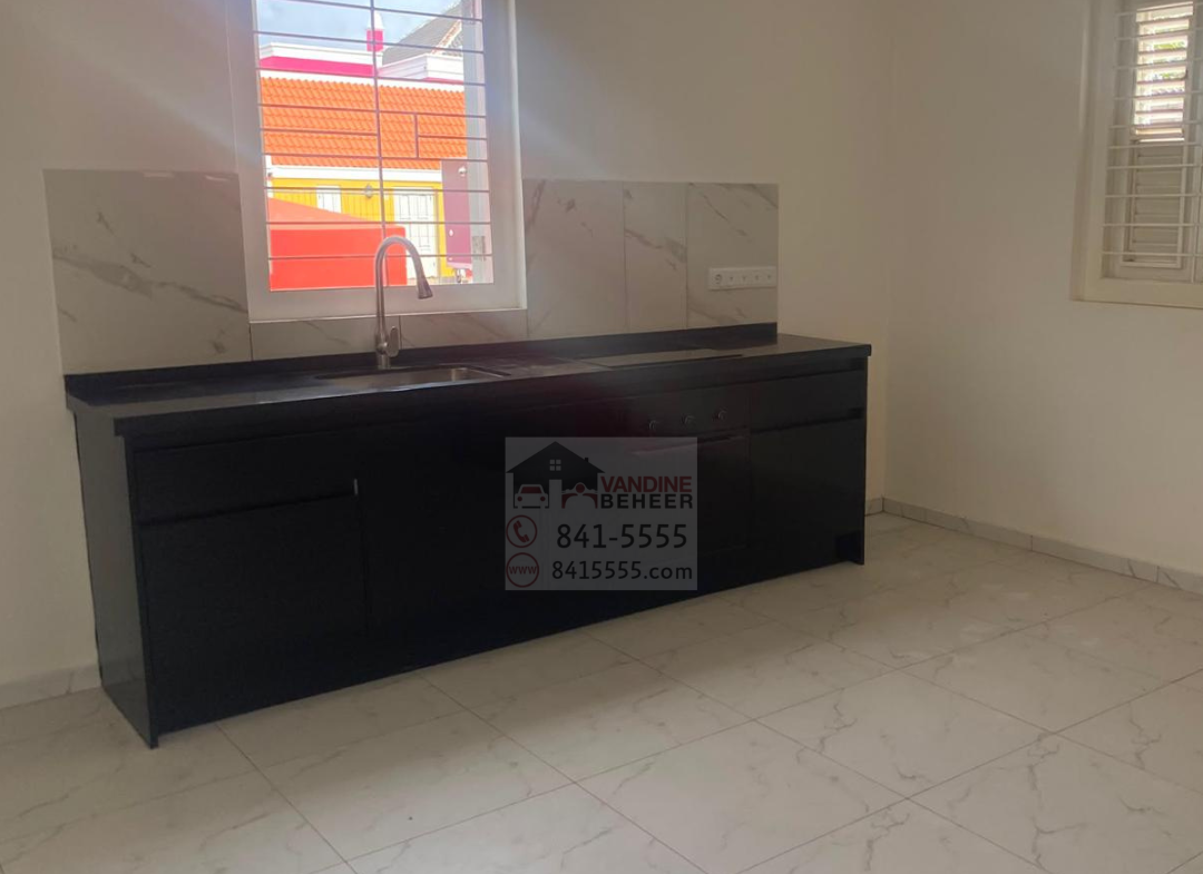 Kaya Papa Godett 83 Vandine Beheer Curacao For Rent Commercial Space