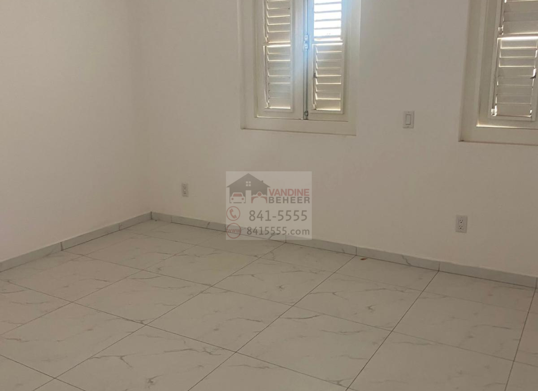 Kaya Papa Godett 83 Vandine Beheer Curacao For Rent Commercial Space
